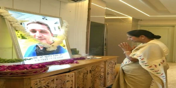 सीएम रेखा गुप्ता ने सुधीर रंजन को दी श्रद्धांजलि, जताया गहरा दुख