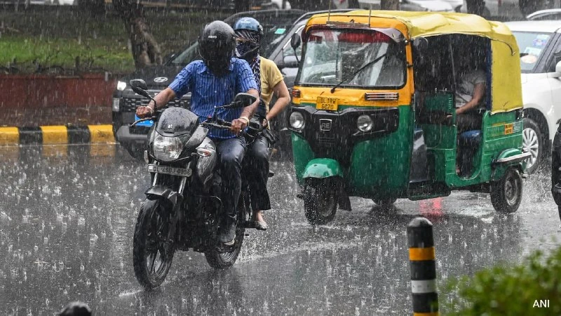 दिल्ली में अक्टूबर की सबसे भारी बारिश, 4 साल का टूटा रिकॉर्ड