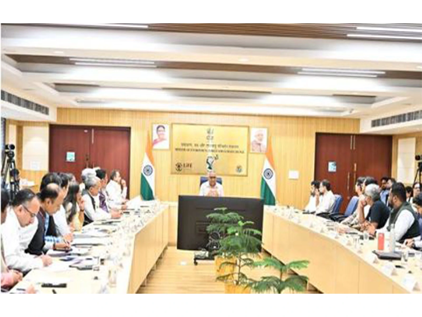 दिल्ली-NCR में प्रदूषण रोकने के लिए सरकार का नया प्लान, स्टार्टअप्स की तकनीक से मिलेगी मदद