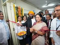 लोक नायक अस्पताल में सीएम रेखा गुप्ता ने किया आधुनिक CT और MRI मशीनों का उद्घाटन