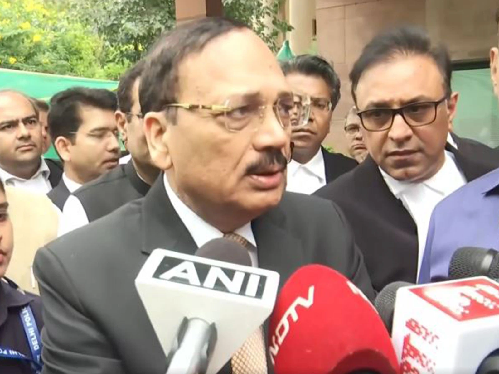 सुप्रीम कोर्ट परिसर में CJI सूर्यकांत ने किया दिल्ली सरकार के हेल्थ सेंटर विस्तार का उद्घाटन