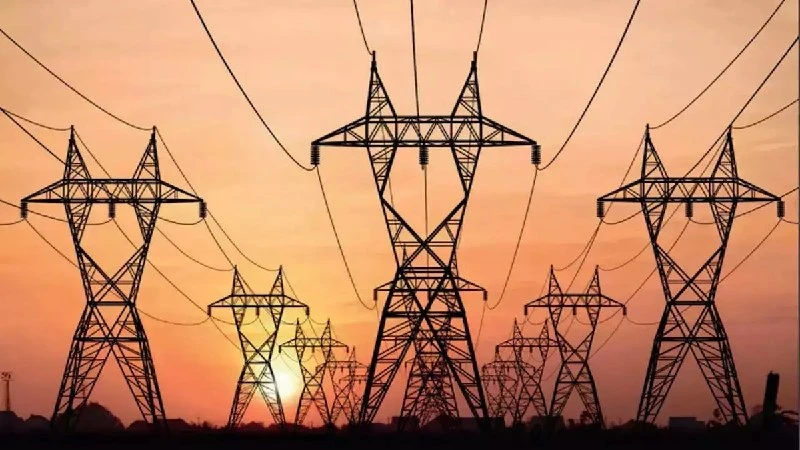 दिल्ली में बिजली सब्सिडी के लिए आधार अनिवार्य, अब पोर्टल पर देनी होगी जानकारी