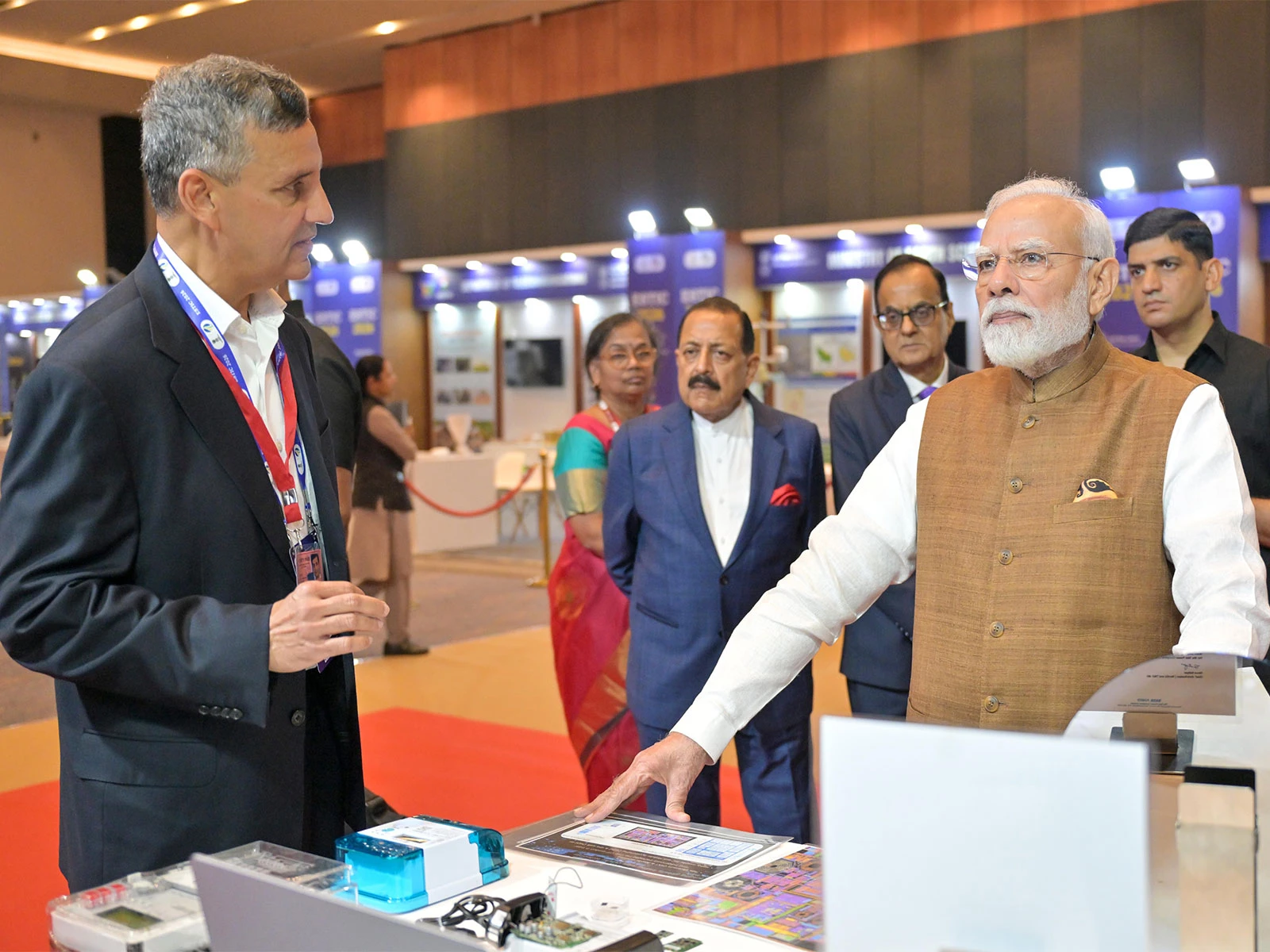 PM मोदी ने किया ESTIC 2026 का उद्घाटन, वैज्ञानिकों से 3 साल में ठोस नतीजे देने की अपील