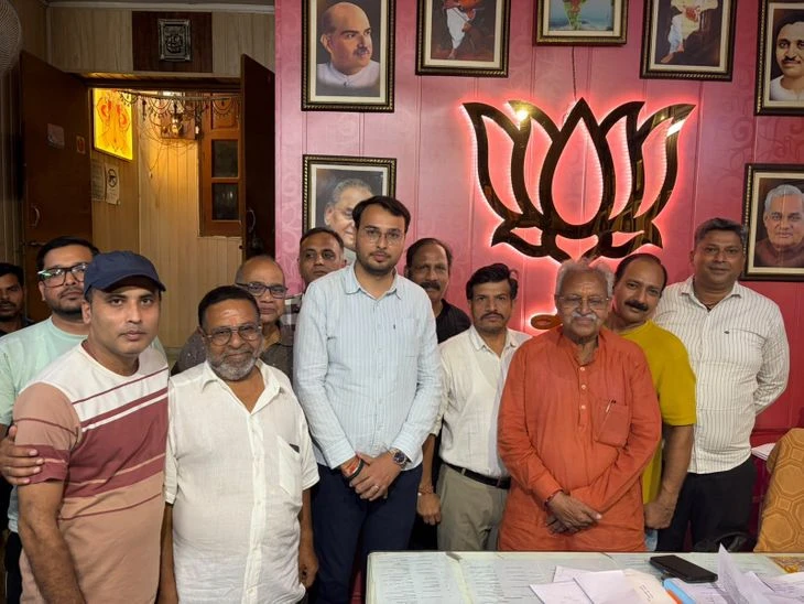 मेरठ-दिल्ली ट्रेन देरी: यात्रियों की परेशानी दूर करने के लिए सांसद ने मांगी फास्ट ईएमयू सर्विस