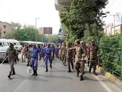 पुलिसिया कार्रवाई के खिलाफ दिल्ली हाई कोर्ट के वकीलों का विरोध, काली रिबन पहनकर जताया गुस्सा