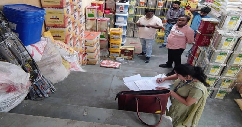 दिल्ली में मिलावटी घी के खिलाफ बड़ी कार्रवाई, तीन इलाकों से 948 लीटर जब्त
