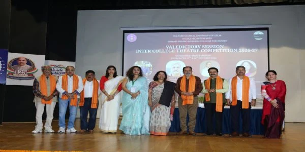 दिल्ली यूनिवर्सिटी में थिएटर का जलवा: इंटर-कॉलेज प्रतियोगिता में छात्रों ने दिखाया हुनर