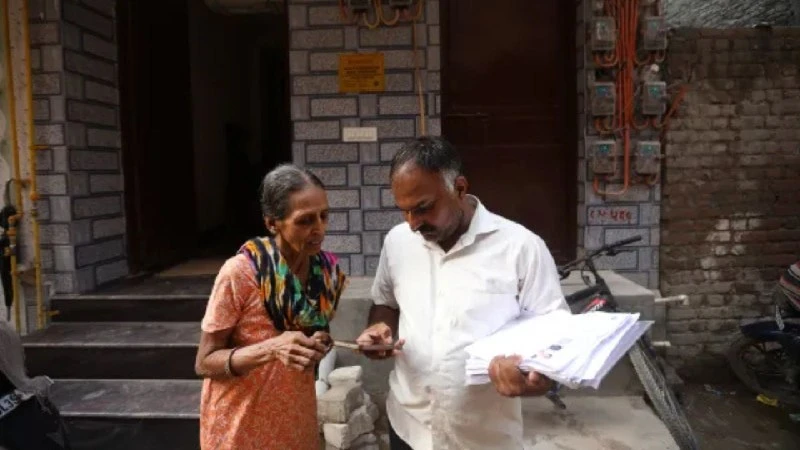 वोटर लिस्ट से नाम कटने की शिकायतें: दिल्ली चुनाव आयोग ने लगाए विशेष कैंप
