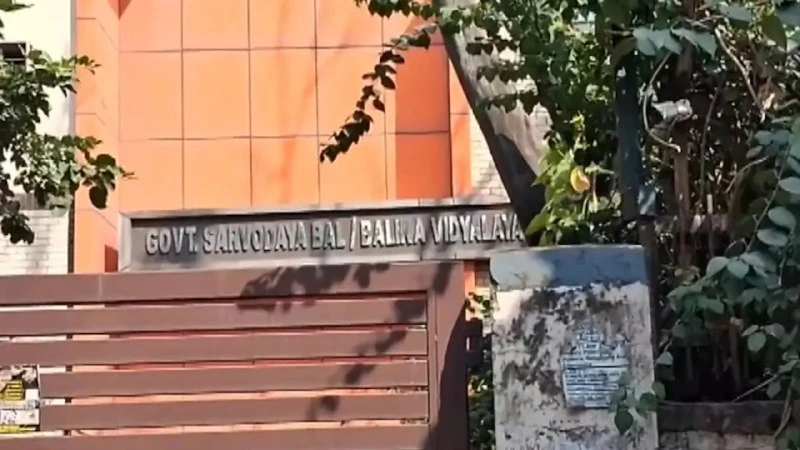 पूर्व दिल्ली के सरकारी स्कूल में छात्रा ने खुद को लगाई आग, मौत