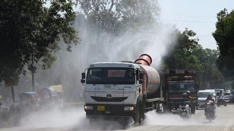 दिल्ली में बिगड़ी हवा: AQI 244 पहुंचा, GRAP स्टेज 1 के कड़े नियम लागू