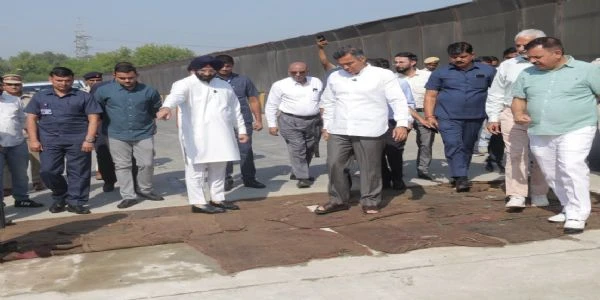 RTR फ्लाईओवर अब हल्के वाहनों के लिए खुला, दिल्ली सरकार ने दिए निर्देश