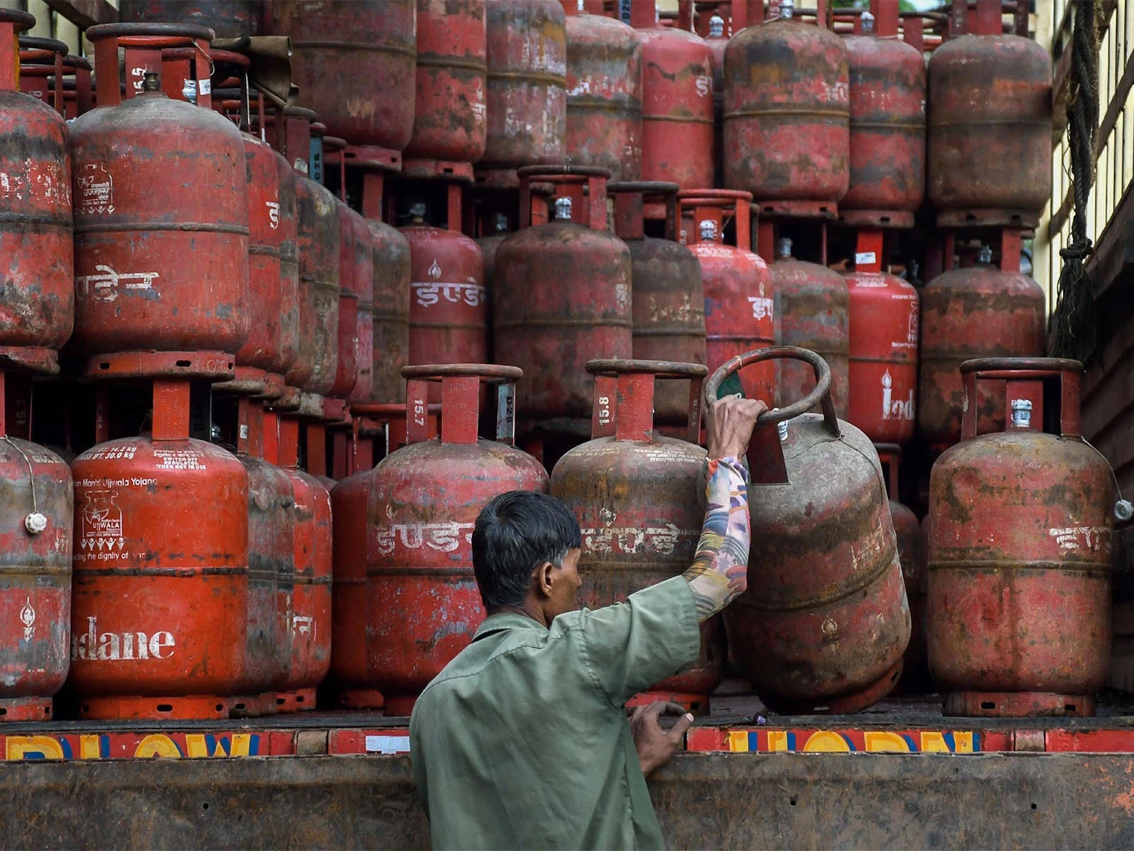 दिल्ली में LPG गैस हड़ताल से FLDI ने खुद को किया अलग, कहा- उपभोक्ताओं को नहीं होगी परेशानी