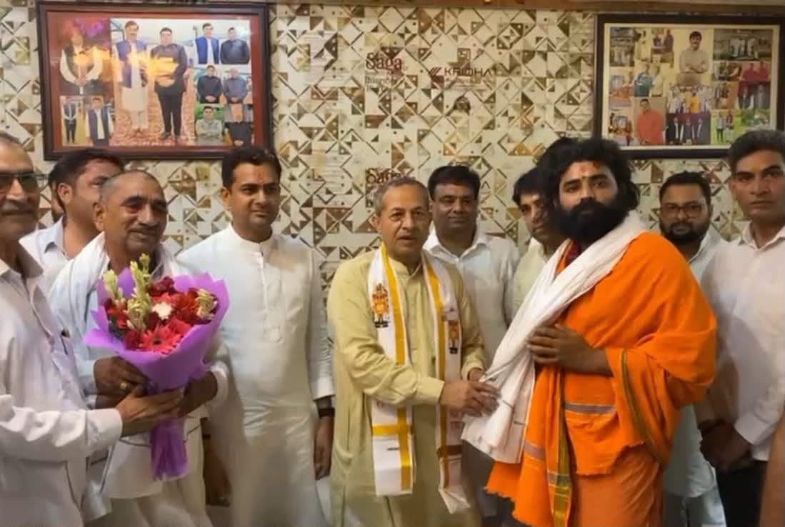 Greater Noida: गुरु पूर्णिमा और संत रविदास जयंती पर BJP का 'संत सम्मान कार्यक्रम'