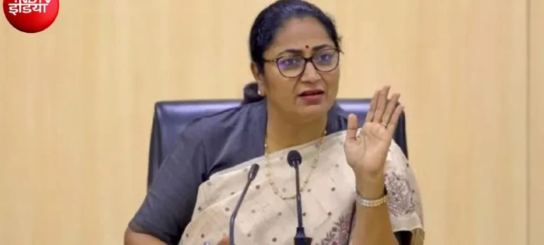 Delhi Government ला रही है 'Property Aadhaar Card', अब प्रॉपर्टी खरीदना और बेचना होगा बेहद आसान