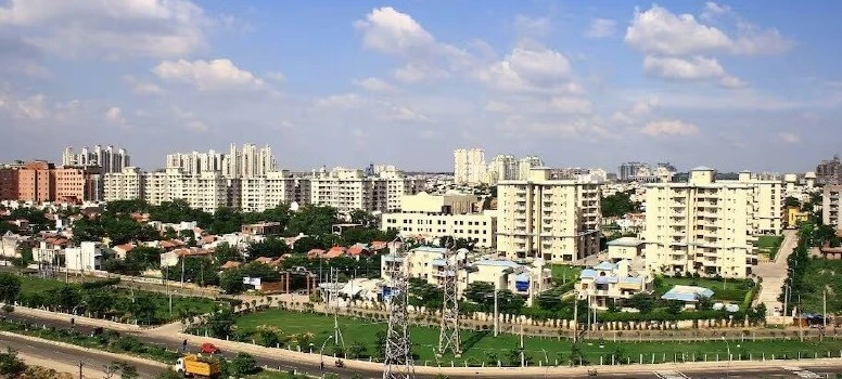 Delhi-NCR Housing Market: 2026 की पहली छमाही में घटी घरों की बिक्री, महंगी प्रॉपर्टी ने बढ़ाई टेंशन!