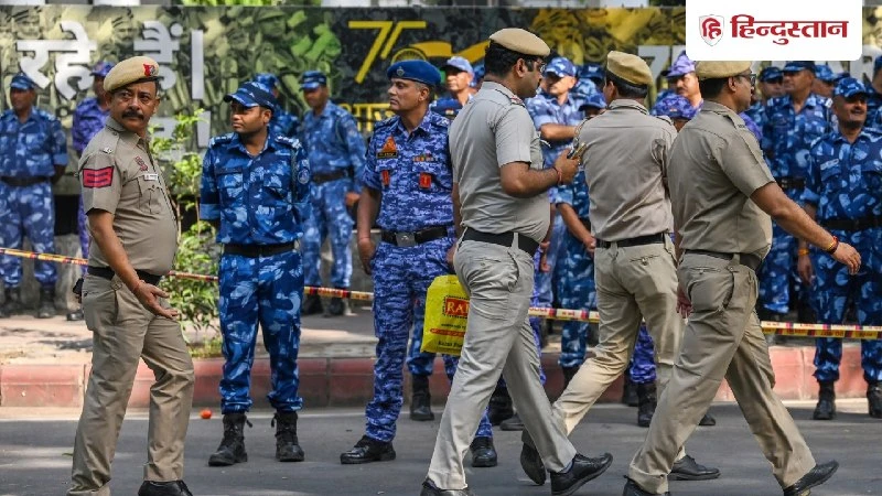 दिल्ली पुलिस का बड़ा कदम: लाल किले के पास हुए ब्लास्ट के बाद सेकंड-हैंड कारों के दस्तावेजों की होगी सख्त जांच