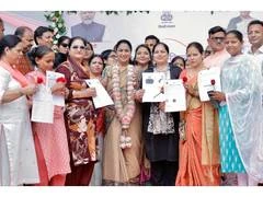 दिल्ली लक्ष्मी योजना को पहले ही दिन मिले 1.47 लाख से ज्यादा रजिस्ट्रेशन, जानें क्या हैं शर्तें और किसे मिलेगा लाभ
