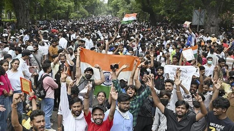 Supreme Court ने जंतर-मंतर के अलावा नया Protest Venue खोजने की PIL पर सुनवाई की दी मंजूरी