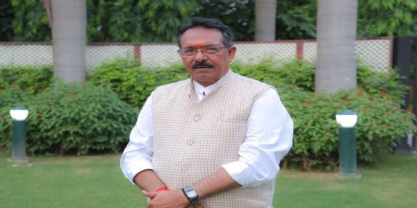 BJP दिल्ली अध्यक्ष हर्षवर्धन मल्होत्रा का आरोप: राजनीतिक फायदे के लिए इथेनॉल ईंधन के मुद्दे पर राजनीति कर रहे हैं अरविंद केजरीवाल