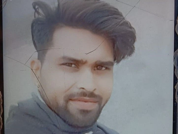 दिल्ली ट्रेन हादसे में थठिया के युवक की दर्दनाक मौत, एक महीने बाद भी कोई नया अपडेट नहीं