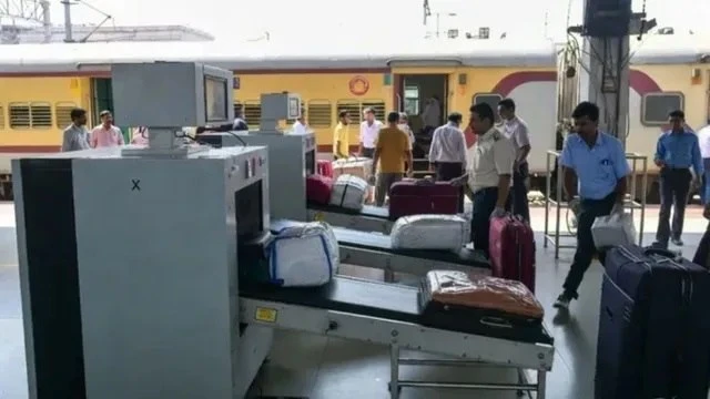 Independence Day Security: 12 से 15 अगस्त तक दिल्ली के 5 बड़े स्टेशनों पर पार्सल सेवाएं बंद
