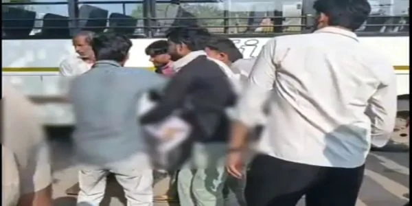 Faridabad News: फरीदाबाद में सड़क पार करते समय बस की चपेट में आने से व्यक्ति की दर्दनाक मौत, ड्राइवर फरार