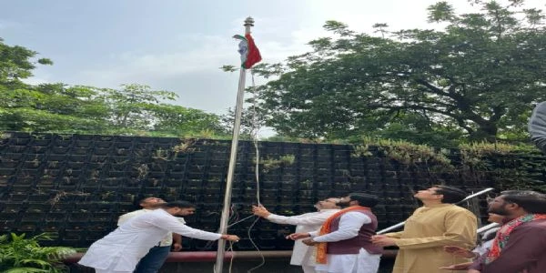 ABVP ने लाल किले पर वंदे मातरम के पूर्ण पाठ और युवाओं के लिए सरकारी योजनाओं की सराहना की