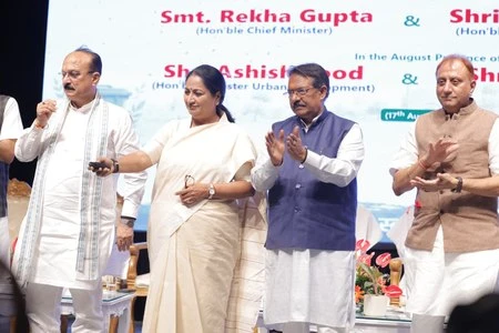 Delhi Chief Minister Rekha Gupta ने लॉन्च किया 'Freedom from Garbage' Sanitation Campaign 2026