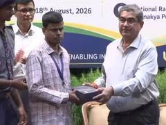Northern Railway ने दृष्टबाधित कर्मचारियों को दिए AI-Powered Smart Glasses, मिला नया सहारा