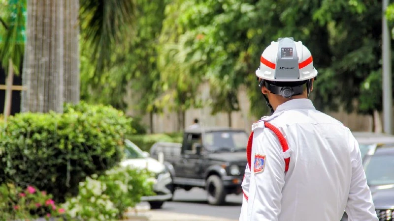 Delhi Traffic Action Plan: अवैध पार्किंग और जाम से निपटने के लिए दिल्ली पुलिस कमिश्नर का सख्त निर्देश