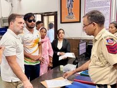 Rahul Gandhi ने Delhi में NEET protest पर police action के खिलाफ दिया sit-in protest