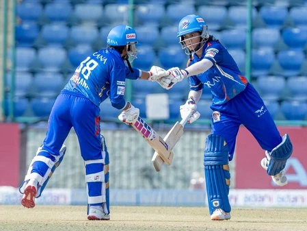 Women's DPL 2026: North Delhi Strikers ने East Delhi Riders को 9 wickets से हराया