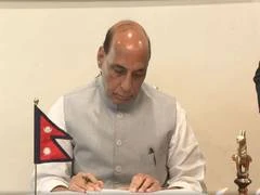 रक्षा मंत्री राजनाथ सिंह ने नेपाल में बाढ़ से हुई तबाही पर जताया दुख, नई दिल्ली में नेपाली दूतावास का किया दौरा