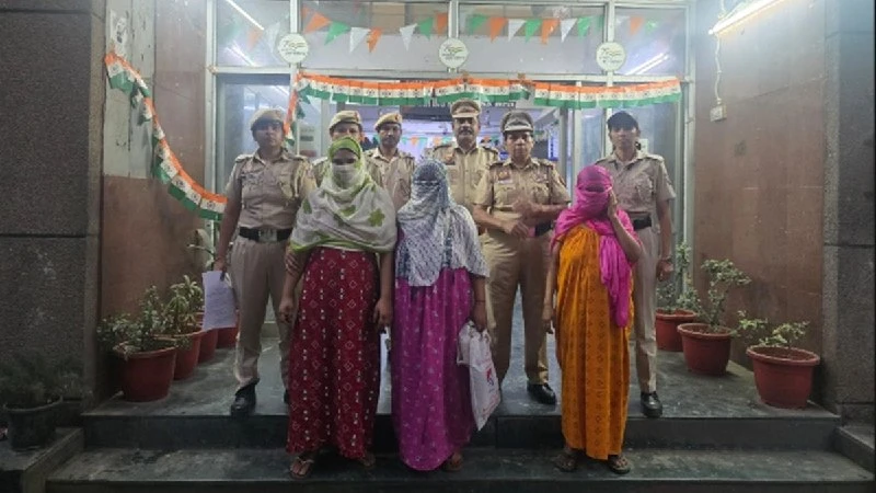 दिल्ली पुलिस ने जीबी रोड के कोठे से बचाई दो महिलाएं, तीन आरोपी गिरफ्तार