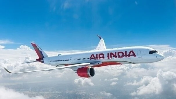 दम्माम से दिल्ली आ रही एयर इंडिया की फ्लाइट बम की धमकी के बाद अहमदाबाद डायवर्ट