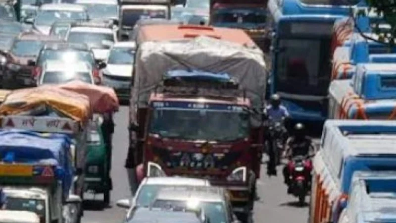दिल्ली में ब्रिक्स समिट और टी20 मैच के कारण आज भारी ट्रैफिक पाबंदियां लागू