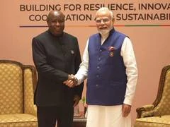 पीएम मोदी ने ब्रिक्स शिखर सम्मेलन के दौरान बुरुंडी के राष्ट्रपति से की द्विपक्षीय मुलाकात