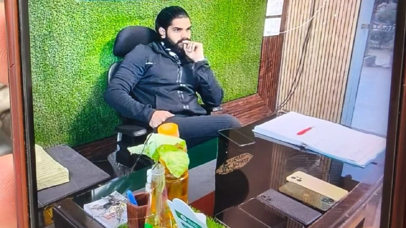 नोएडा: सुपरनोवा सोसाइटी में गहराया पानी का संकट, प्राधिकरण ने काटी गंगा जल की सप्लाई