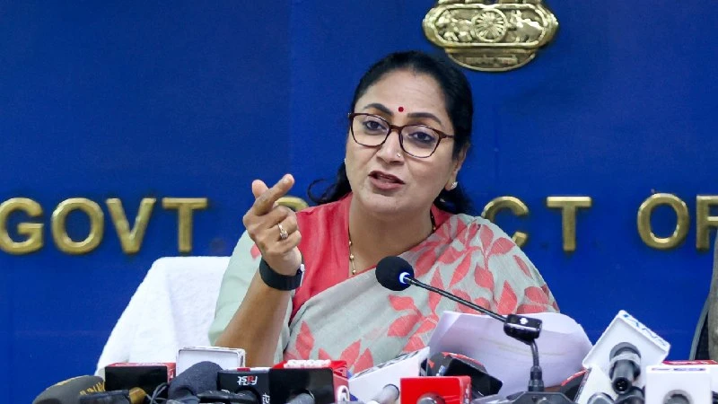 दिल्ली सरकार का बड़ा फैसला, सत्य निकेतन हादसे के बाद 10,000 छात्रों के लिए बनेंगे नए हॉस्टल