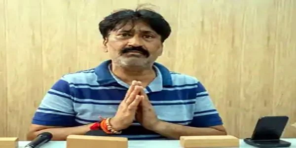 फरीदाबाद नगर निगम में 18 दिन बाद एसई ओमवीर सिंह की हुई वापसी