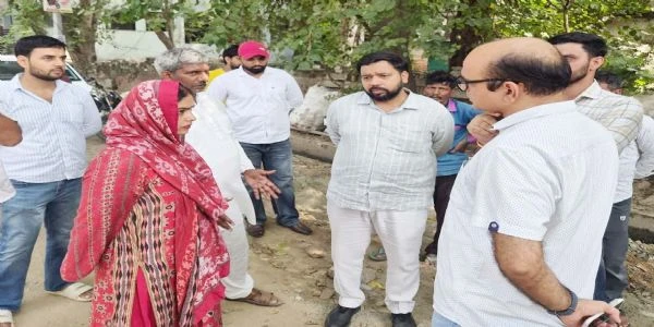 गुरुग्राम में मेयर डा. इंद्रजीत कौर ने विकास कार्यों का किया औचक निरीक्षण, गुणवत्ता से समझौता बर्दाश्त नहीं