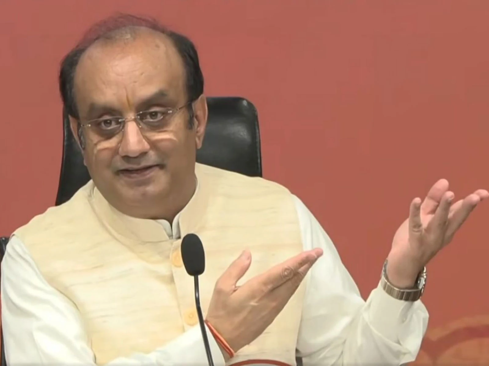 सुधांशु त्रिवेदी का राहुल गांधी पर तीखा हमला, कहा- अपनी पार्टी के बारे में कुछ नहीं जानते