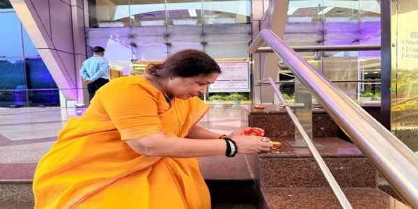 एमसीडी स्टैंडिंग कमेटी की चेयरपर्सन सत्य शर्मा ने पीएम मोदी के 25 साल के सार्वजनिक जीवन को किया याद