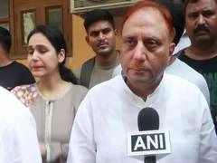 दिल्ली में स्वास्थ्य सेवाओं का विस्तार: मेयर प्रवेश वाही ने माता गुजरी अस्पताल में 13 बिस्तरों वाले एनआईसीयू का किया उद्घाटन
