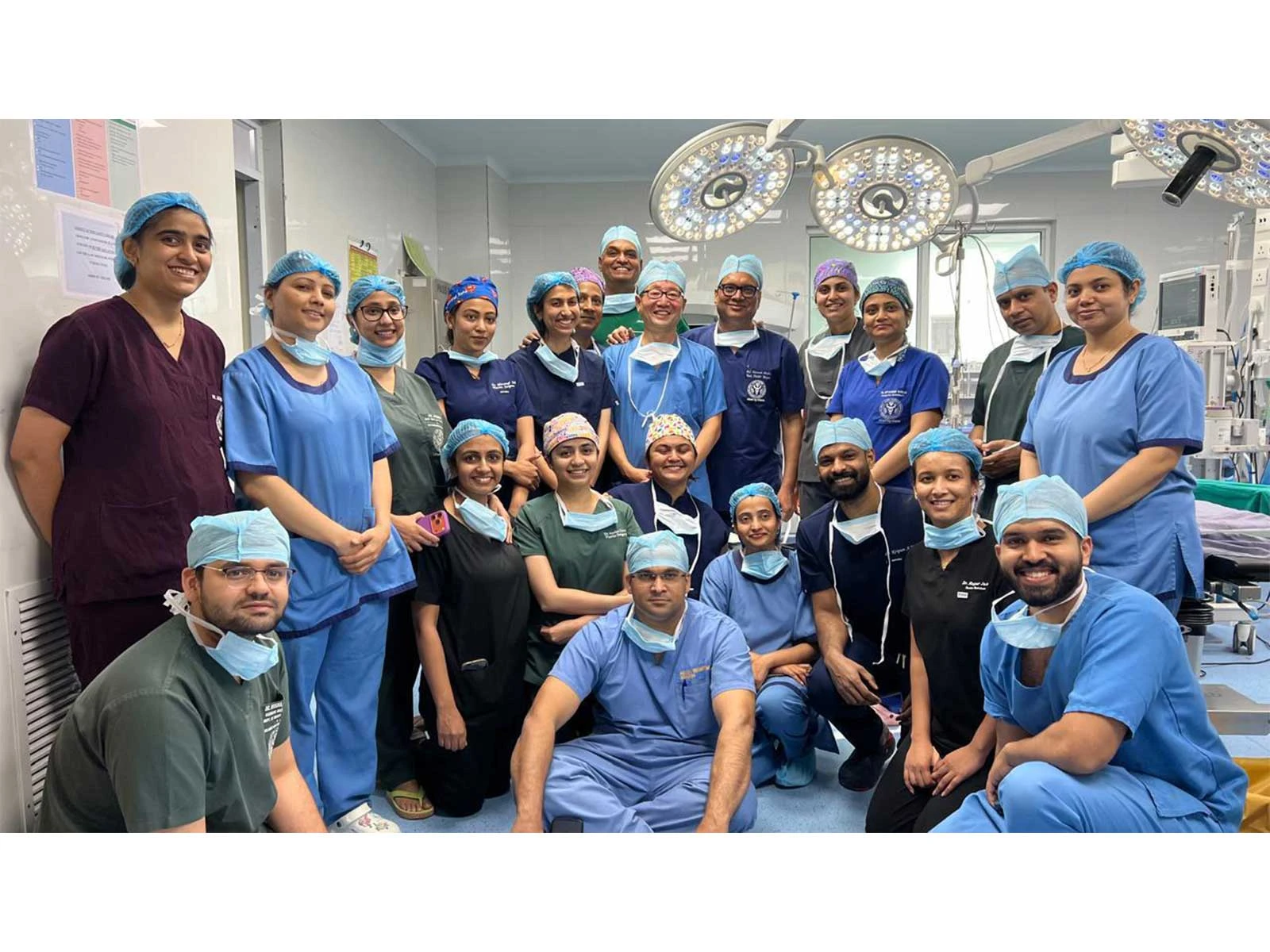 एम्स नई दिल्ली ने किया सुपर माइक्रोसurgery कार्यशाला का सफल आयोजन, अत्याधुनिक तकनीकों से हुईं छह जटिल सर्जरी