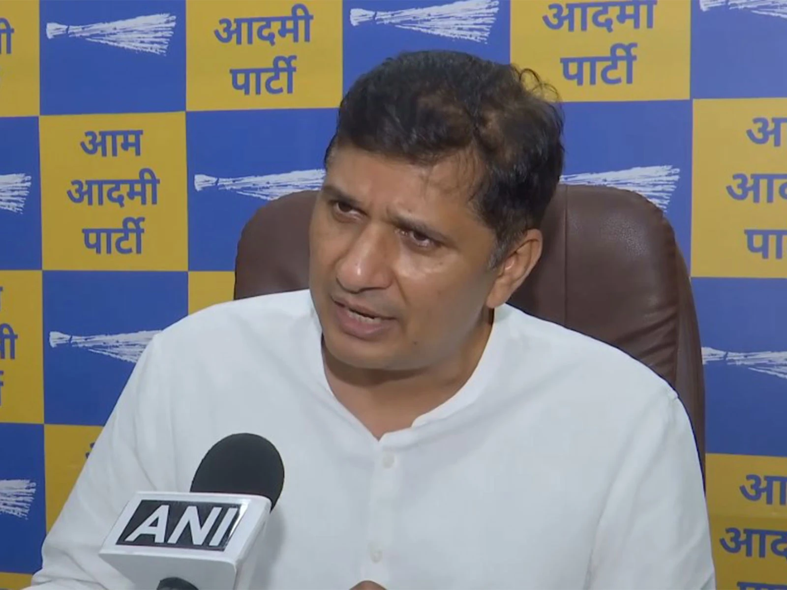 AAP ने लगाया बड़ा षड्यंत्र का आरोप, पार्टी कार्यालय के पते पर दो महीने में 58 कंपनियां रजिस्टर्ड