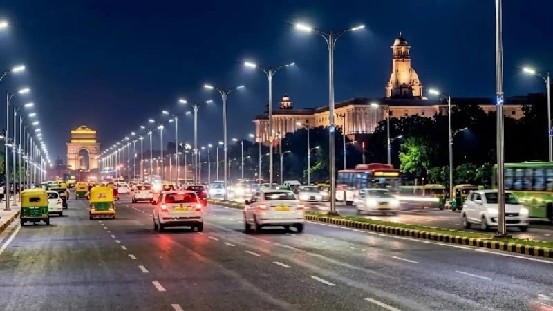 दिल्ली में दिवाली से पहले लगेंगे 20 हजार स्मार्ट स्ट्रीट लाइट्स, पीडब्ल्यूडी का बड़ा कदम