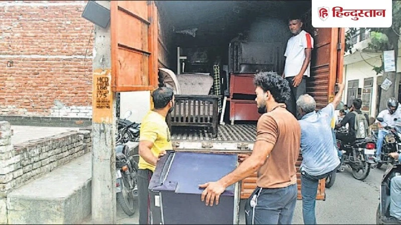 दिल्ली के अली गांव में 1,800 मकानों और दुकानों पर चलेगा बुलडोजर, उत्तर प्रदेश सिंचाई विभाग की जमीन पर है कब्जा