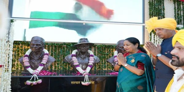 दिल्ली में शहीदों को नमन, 'चलो भगत सिंह के साथ' वॉकथॉन का आयोजन