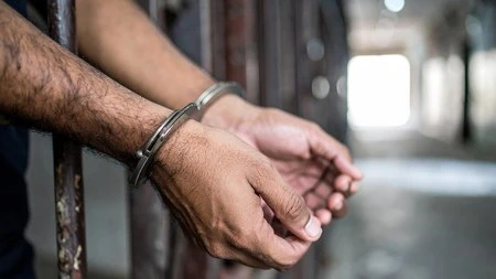 दिल्ली पुलिस का बड़ा एक्शन, अमेरिका के नागरिकों को ठगने वाले फर्जी कॉल सेंटर का भंडाफोड़